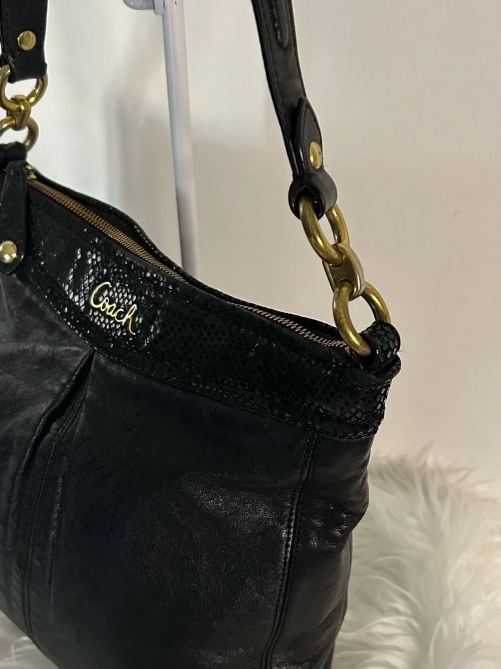 Coach Black Leather Shoulder Bag Snake Embossed Gold Hardware
